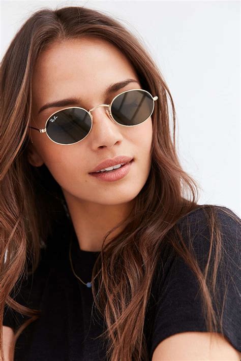 ray ban sunglasses oval shape